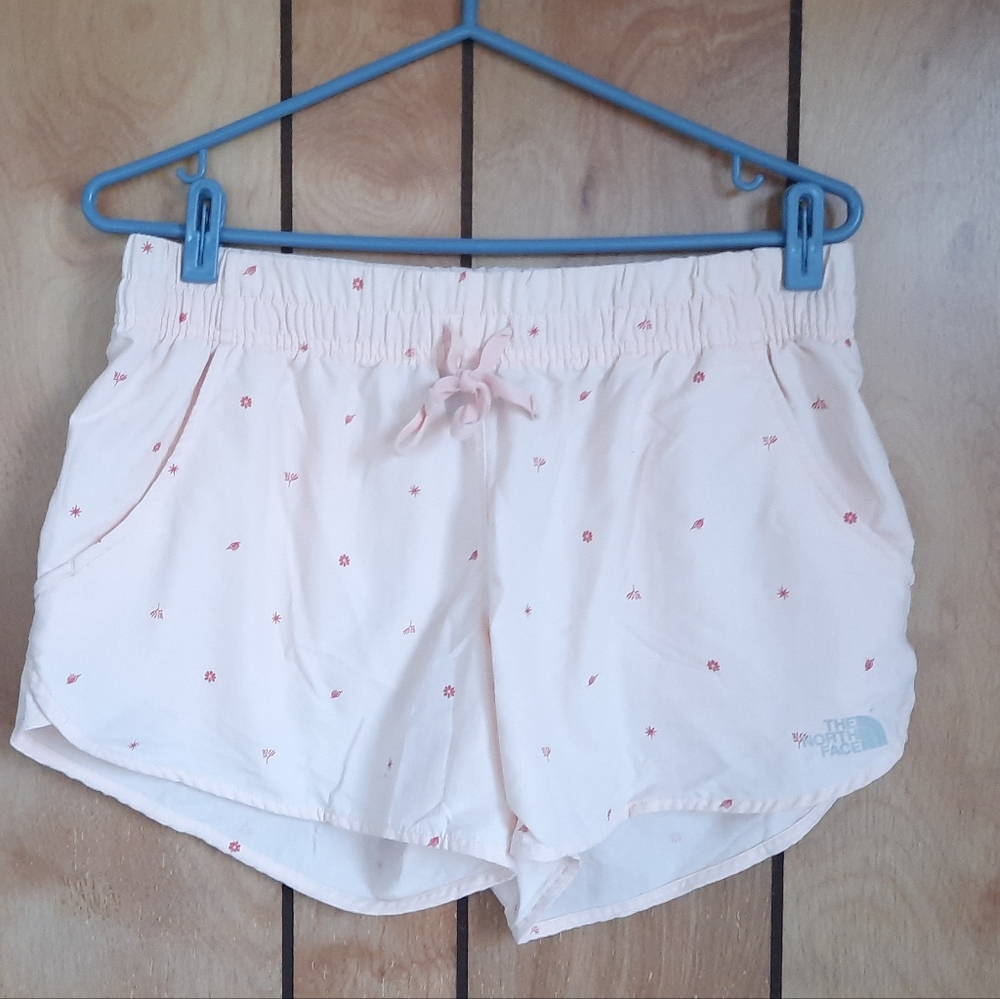 The North Face women shorts size M